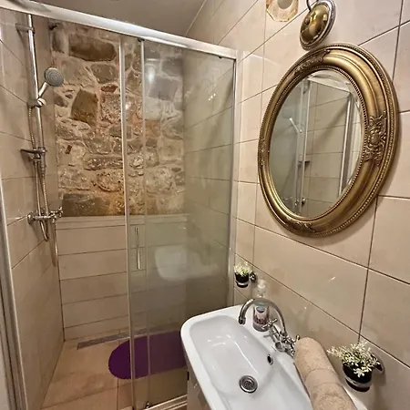 Apartament Ryan City Center *